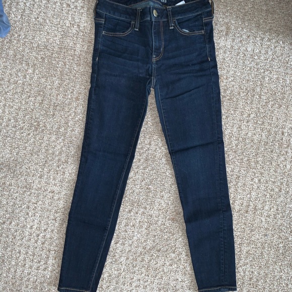Skinny American Eagle Dark Jeans - Picture 2 of 4
